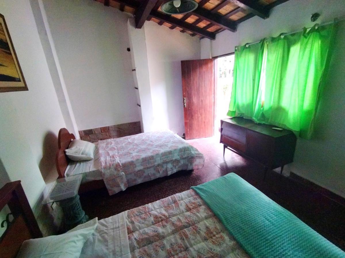 Hotel La Aparesida อเรกัว ภายนอก รูปภาพ